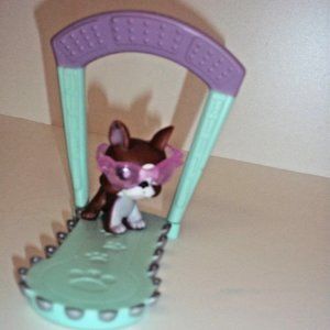 LPS Littlest Pet Shop Brown Dane Dog With + accessories